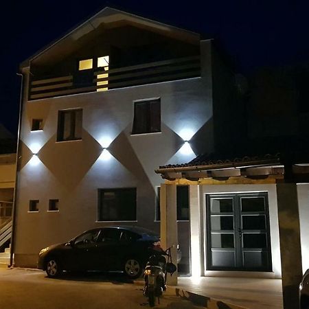 Elizabeta Deluxe Rooms Біоград-на-Мору Екстер'єр фото