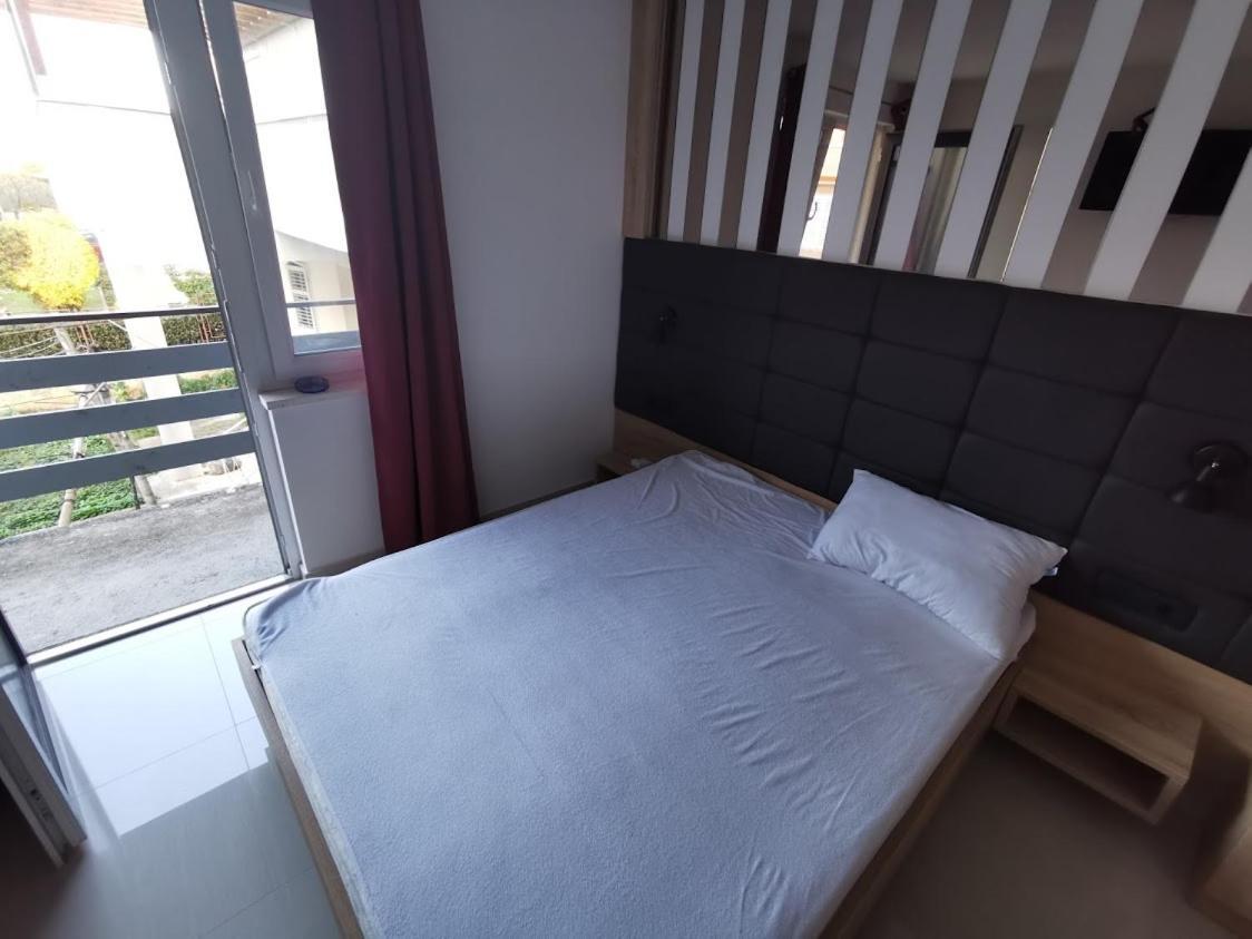 Elizabeta Deluxe Rooms Біоград-на-Мору Екстер'єр фото